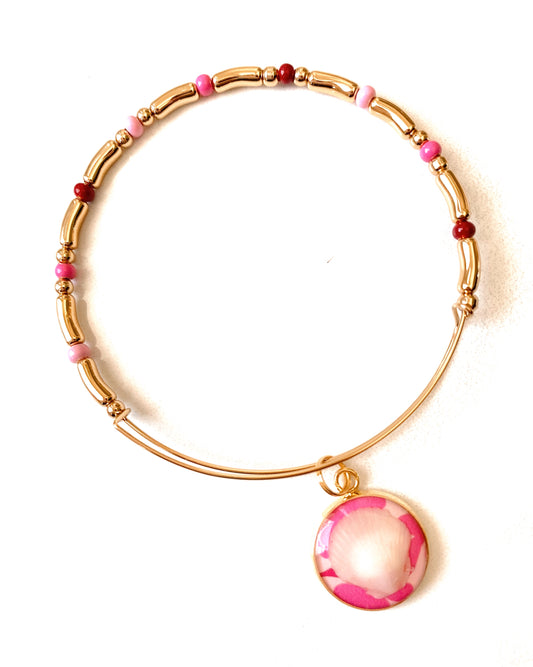 Beaded Seashell Charm Bangle – Coastal & Beach-Inspired Jewelry for Women