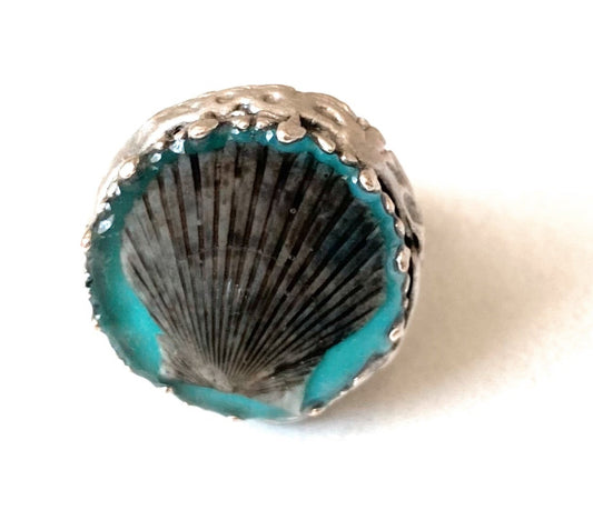 Turquoise Round Seashell Ring