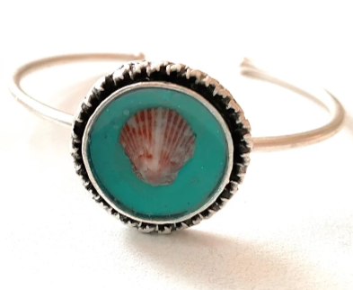 Turquoise Seashell Bangle