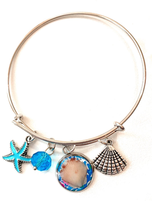 Seashell Ocean Charmed Bangle – Coastal & Beach-Inspired Jewelry for Women