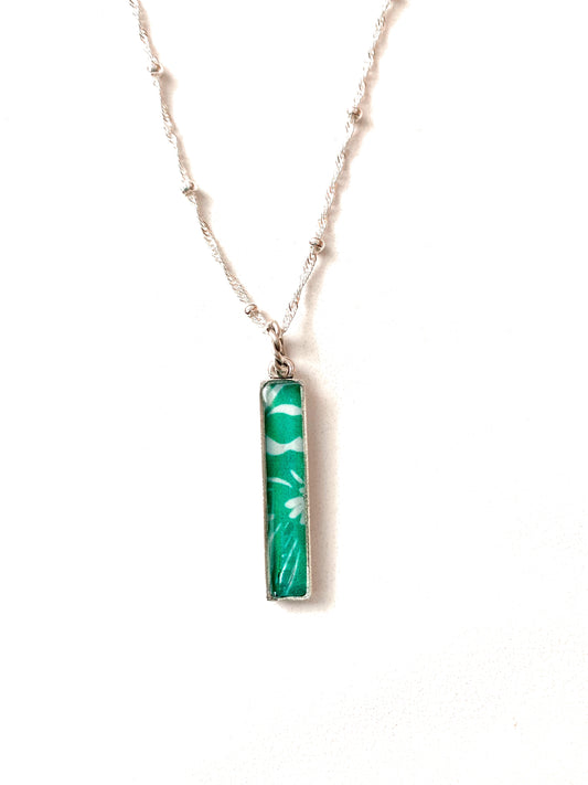 Love Lilly Bar Necklace