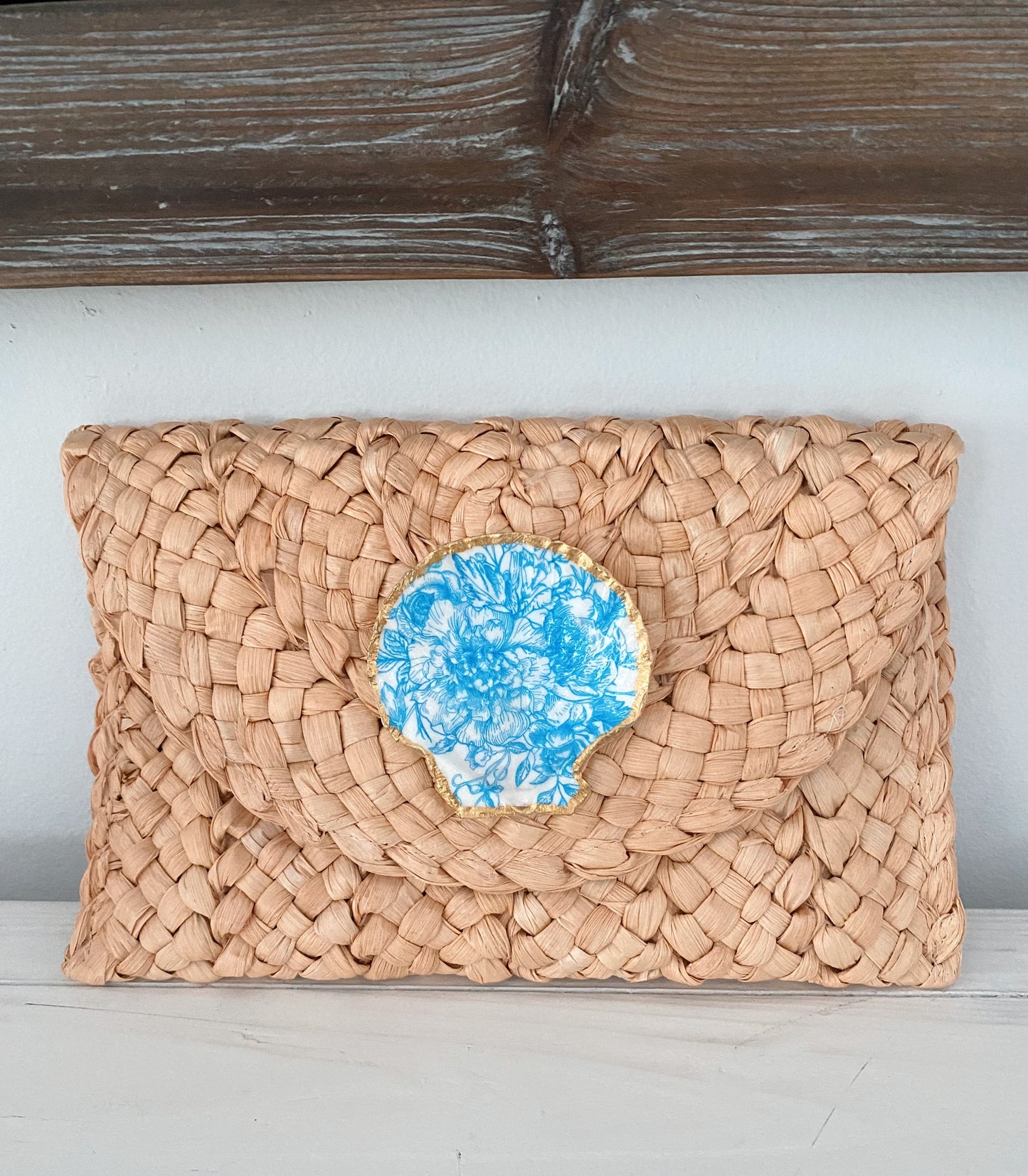 Gilded Blue and White Floral Florida Seashell Straw Clutch