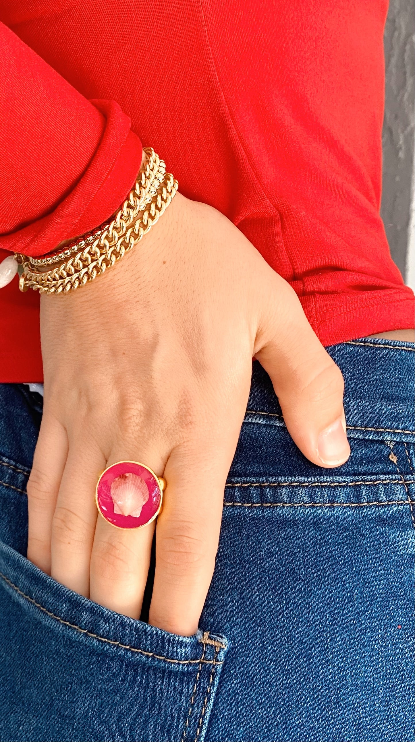 Moonrise Seashell Ring | Fuscia