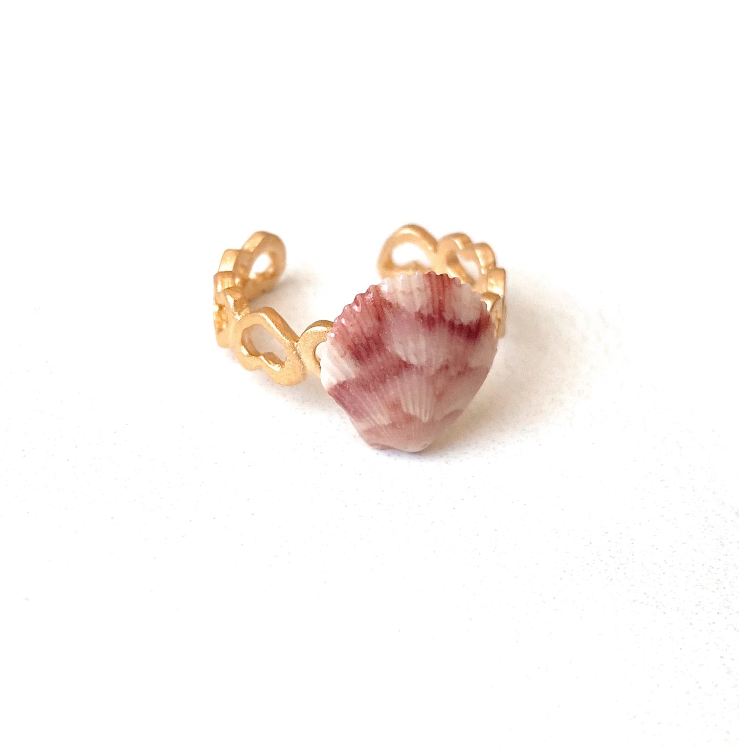 Heart to Heart Seashell Ring