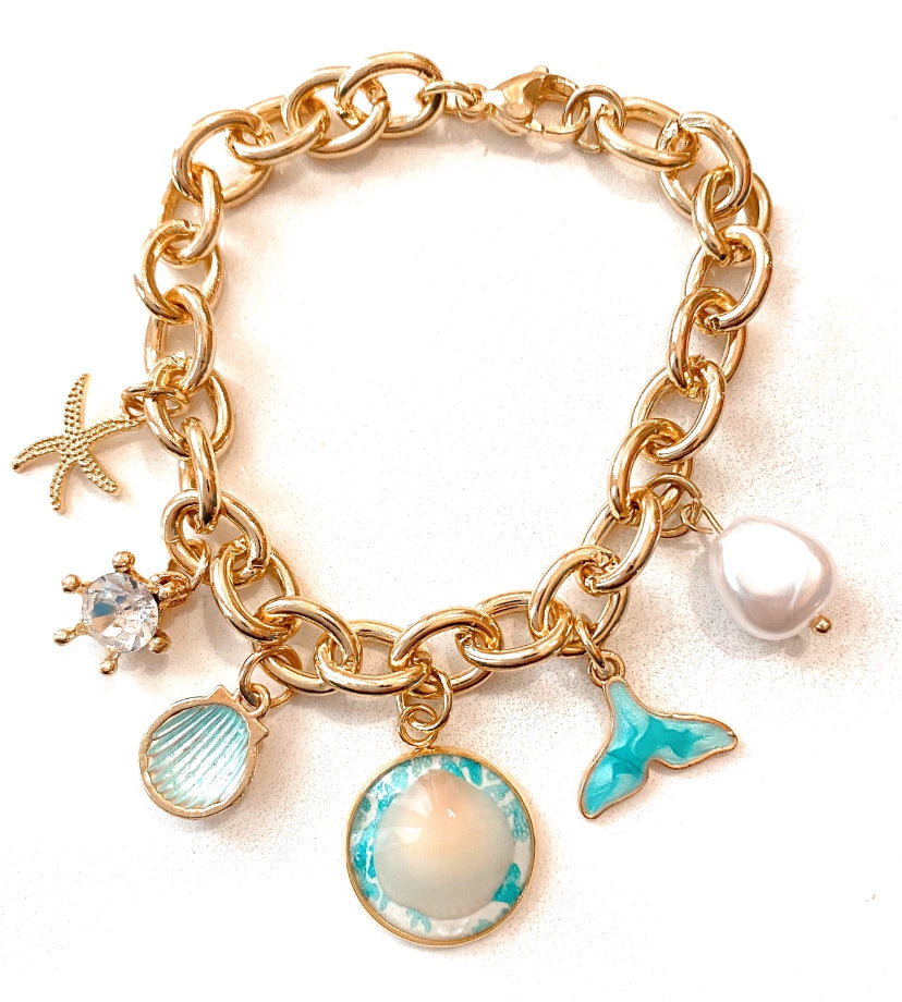 Turquoise Seashell Ocean Charmed Bracelet