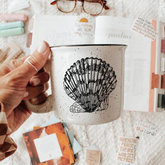 Scalloped Seashell Ceramic Mug Speckled Cream 13oz